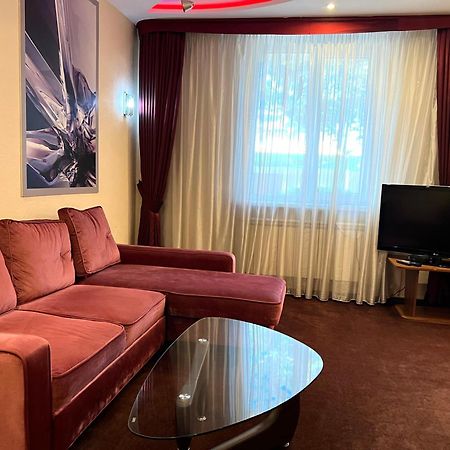 Jeppesen Residence Almaty Ngoại thất bức ảnh