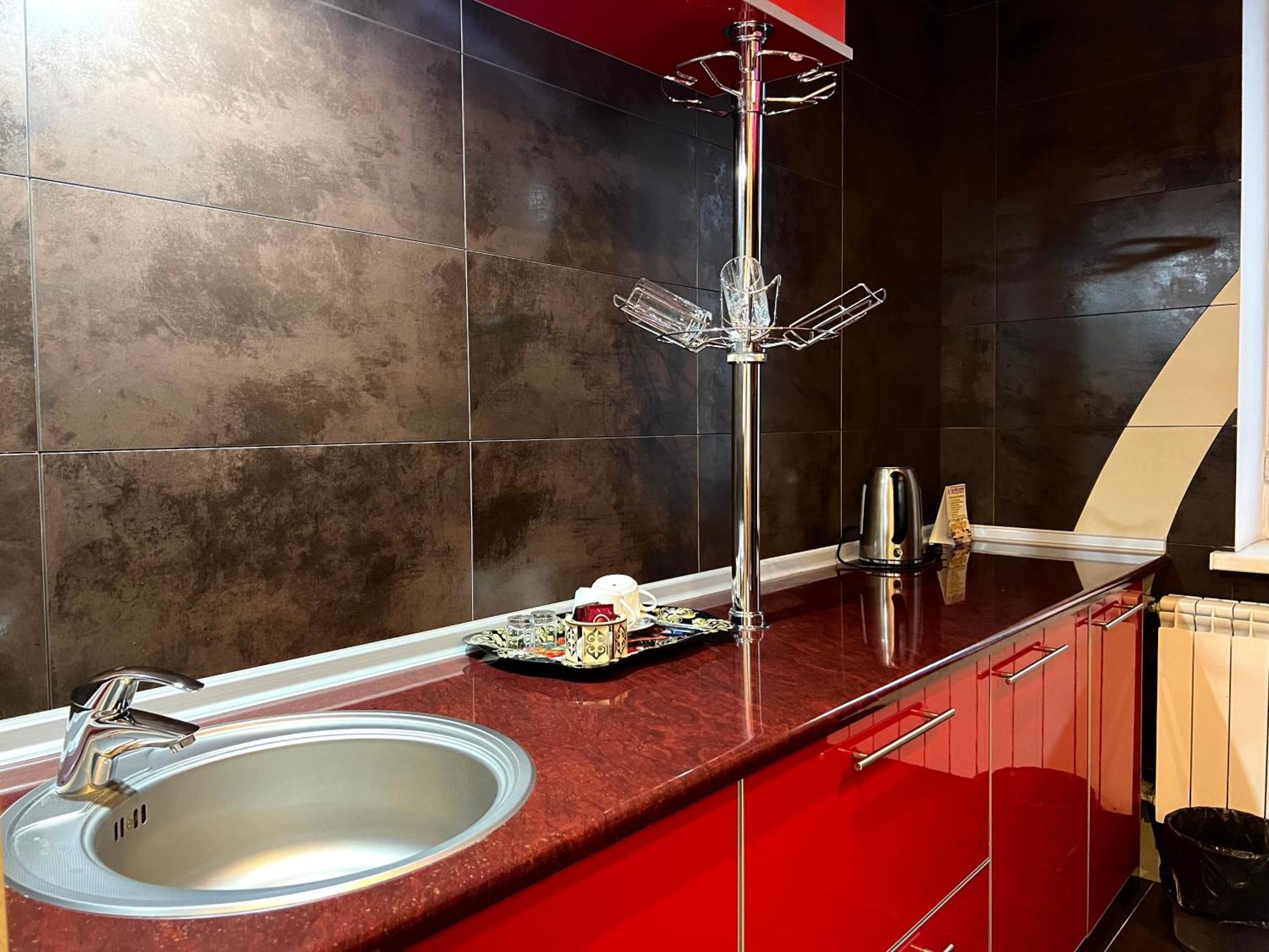 Jeppesen Residence Almaty Ngoại thất bức ảnh