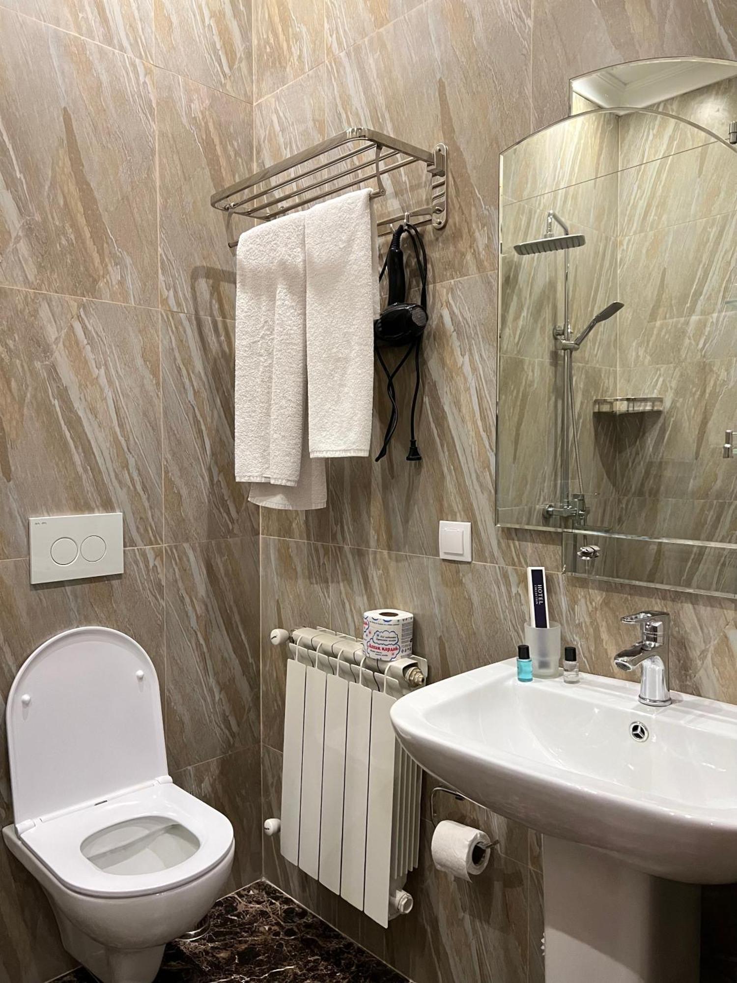Jeppesen Residence Almaty Ngoại thất bức ảnh