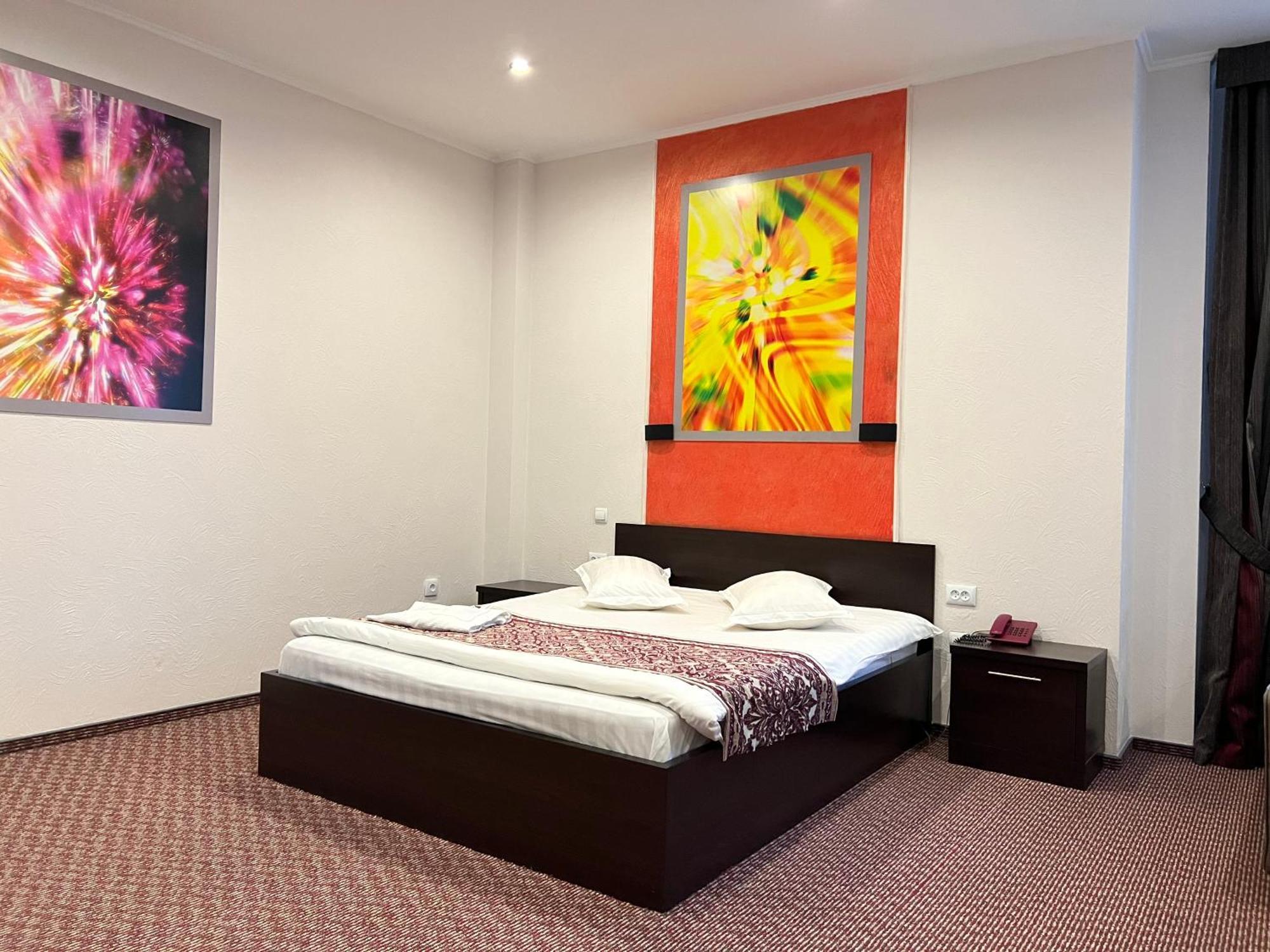 Jeppesen Residence Almaty Ngoại thất bức ảnh