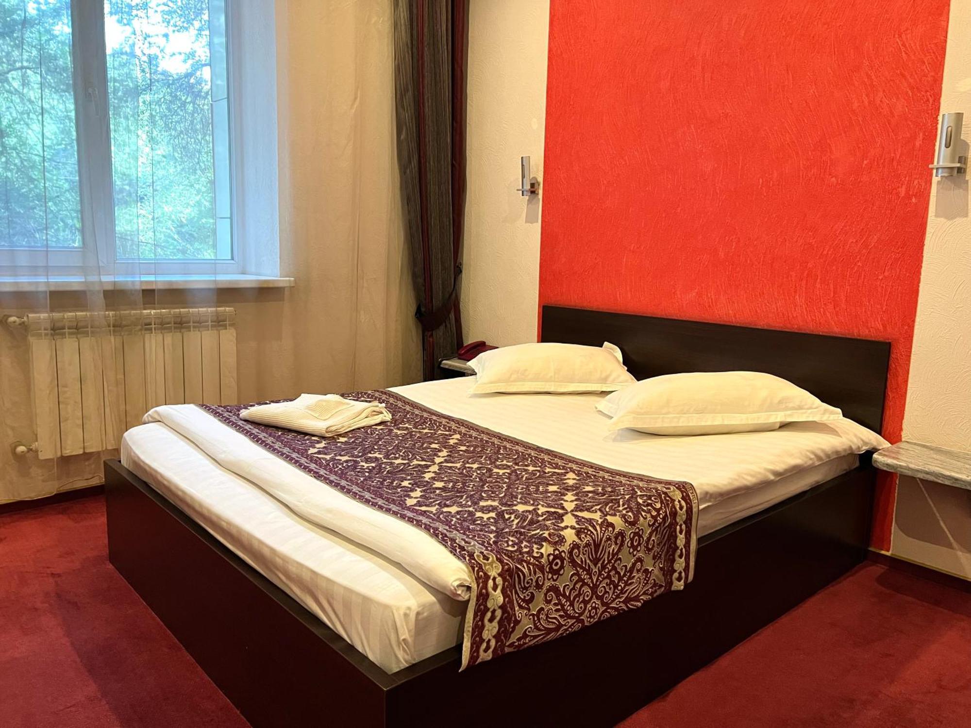 Jeppesen Residence Almaty Ngoại thất bức ảnh