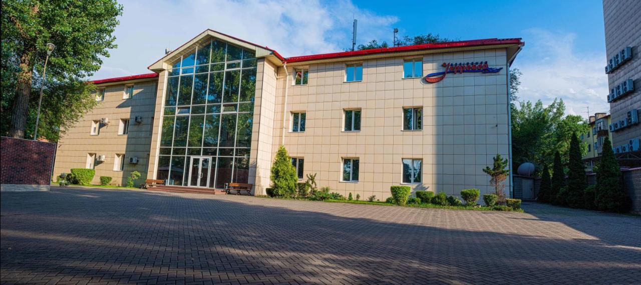 Jeppesen Residence Almaty Ngoại thất bức ảnh